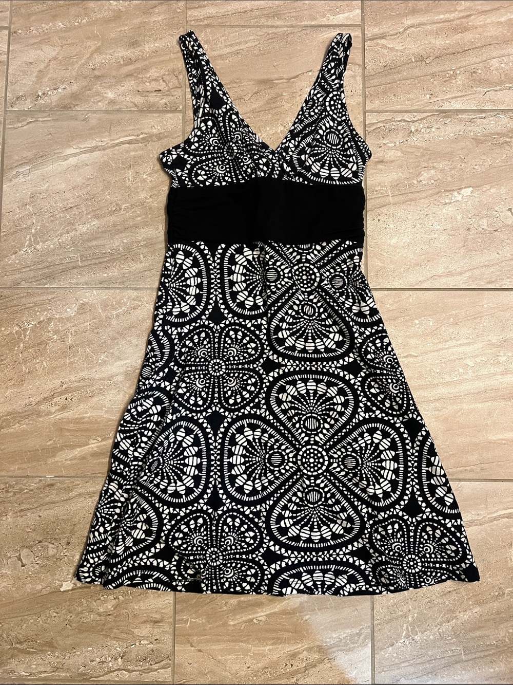 Patagonia Black and White Midi Dress with Geometric Print